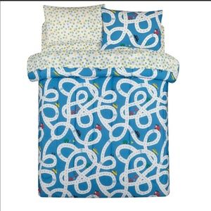 Road trip b e d in a bag